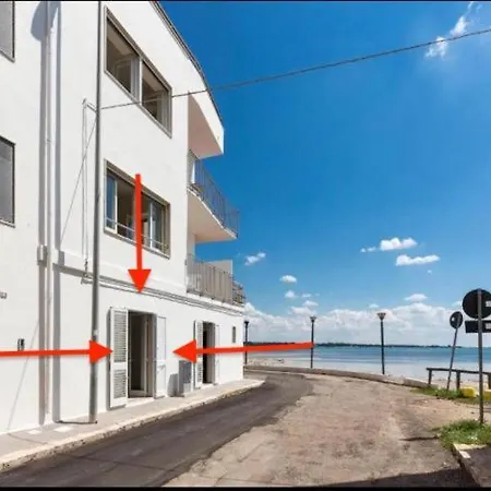 Apartament Viva Vista Mare Trilo Pianoterra *